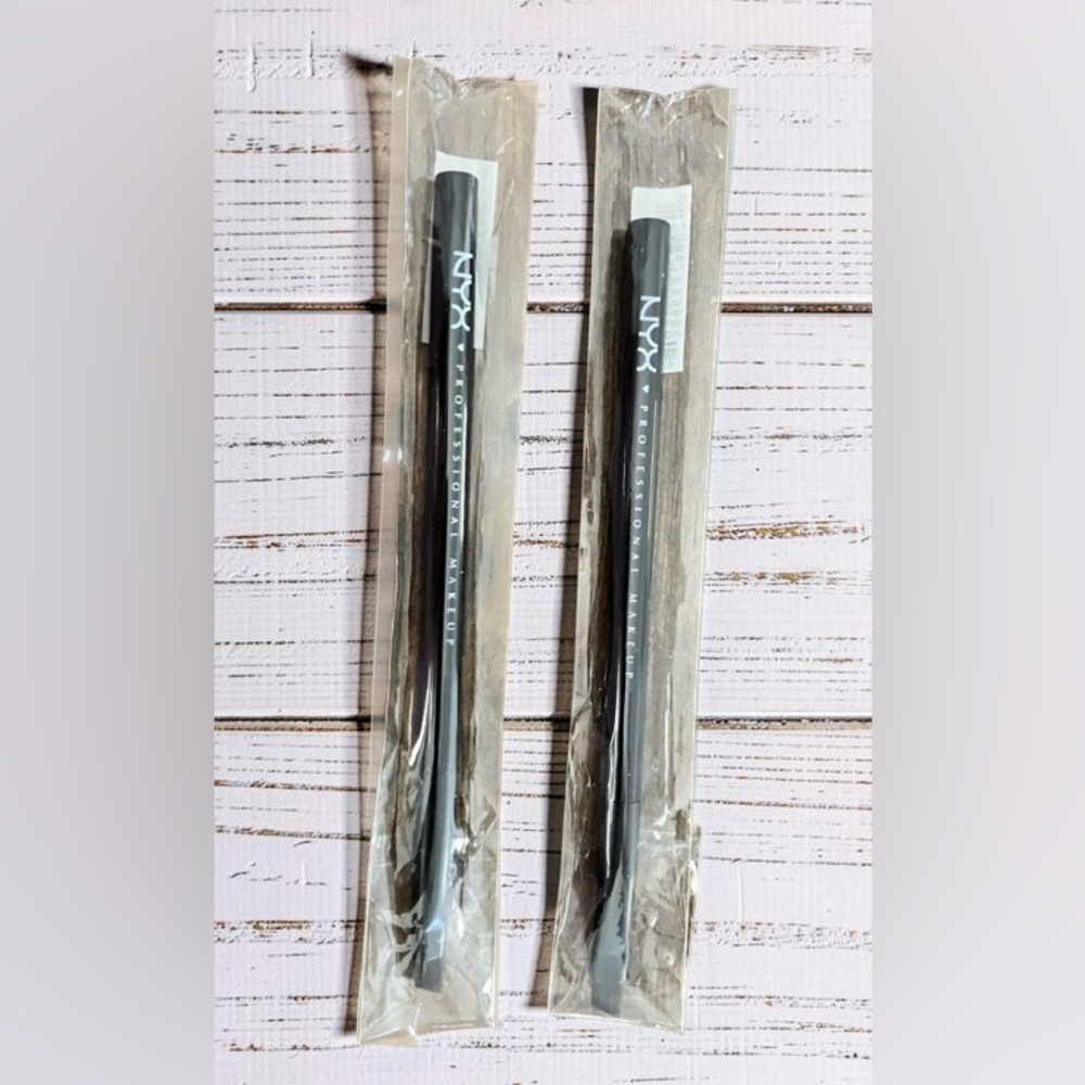 NYX Professional Make Up Eyeliner / Brow Brush PROB19 Women NEW Package SET of 2
